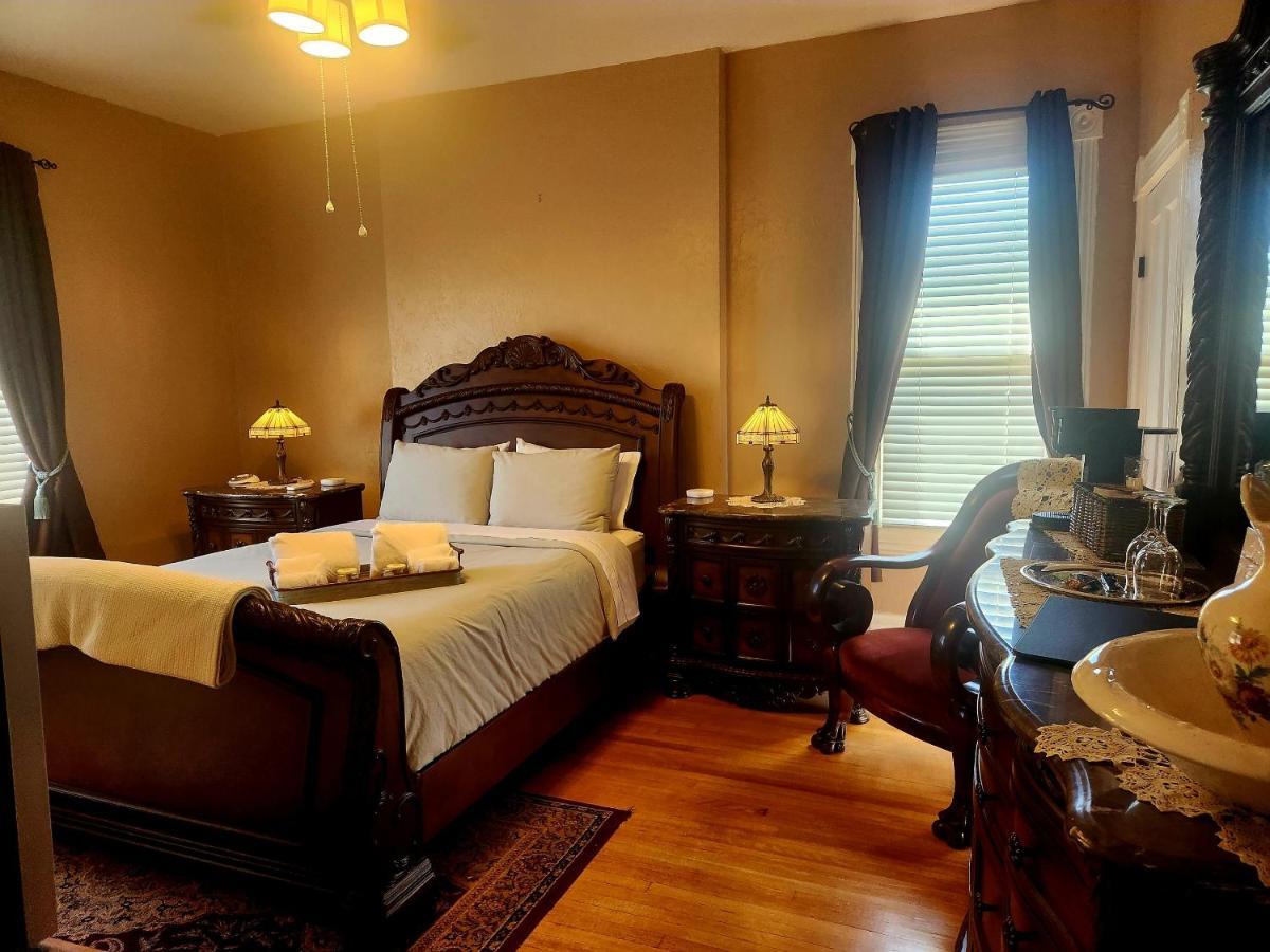 Downen House Bed & Breakfast Pueblo Bagian luar foto