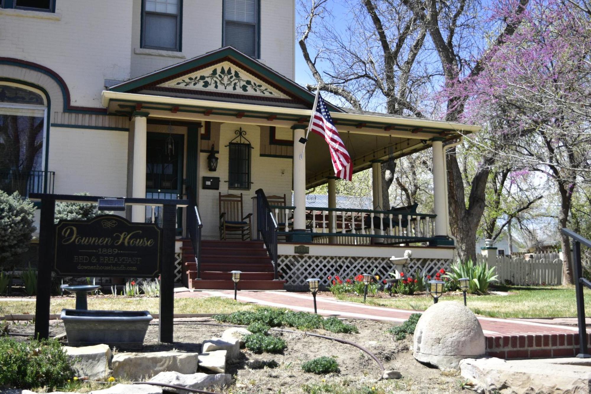 Downen House Bed & Breakfast Pueblo Bagian luar foto